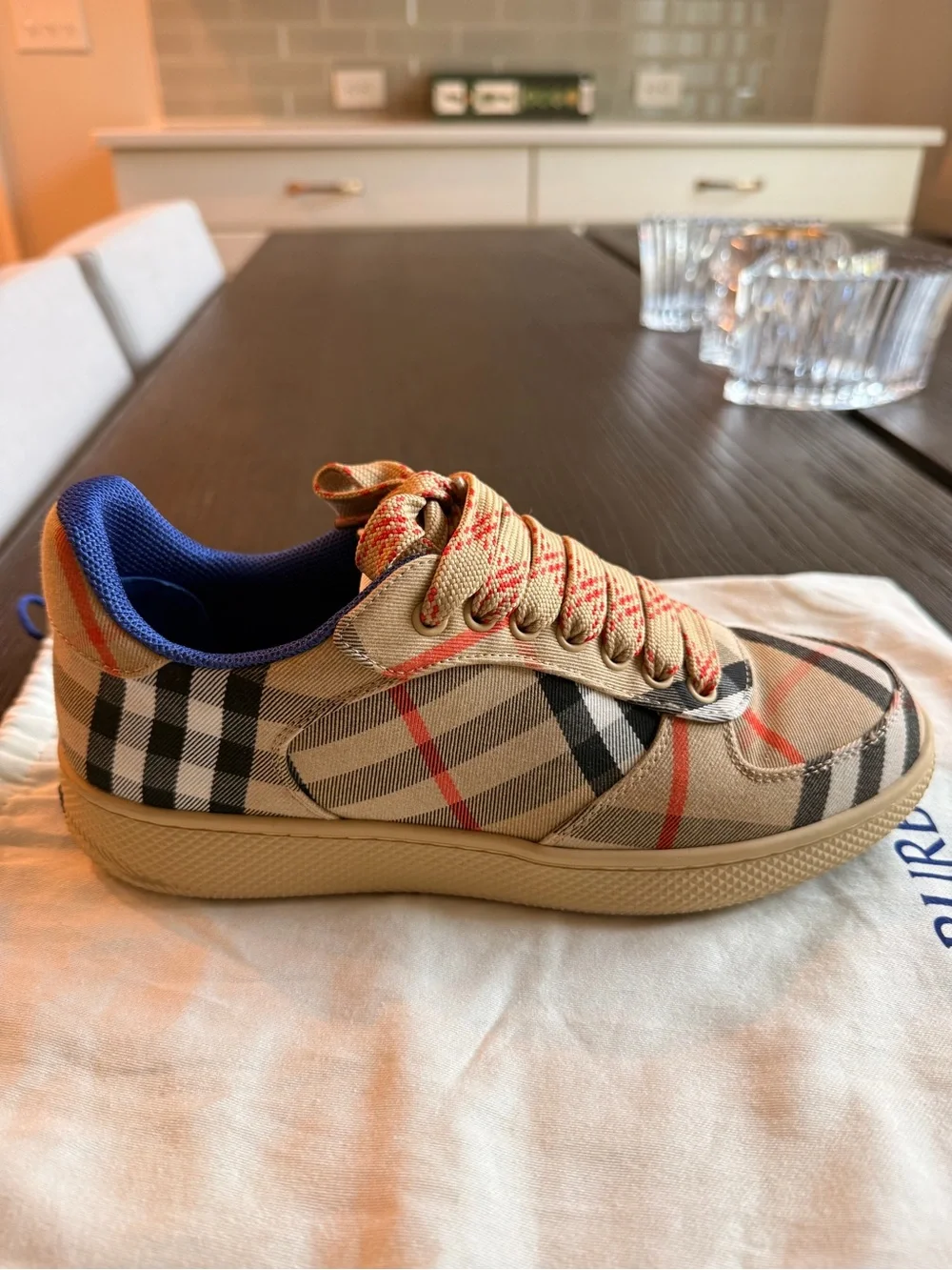 Burberry authentic terrace